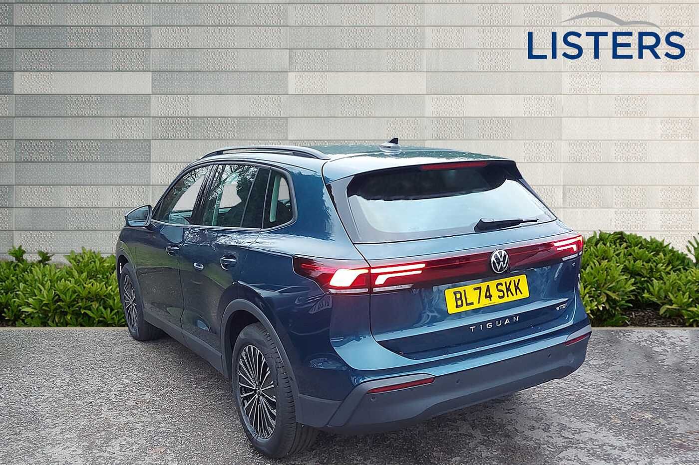 Volkswagen Tiguan Estate 1.5 eTSI Life 5dr DSG