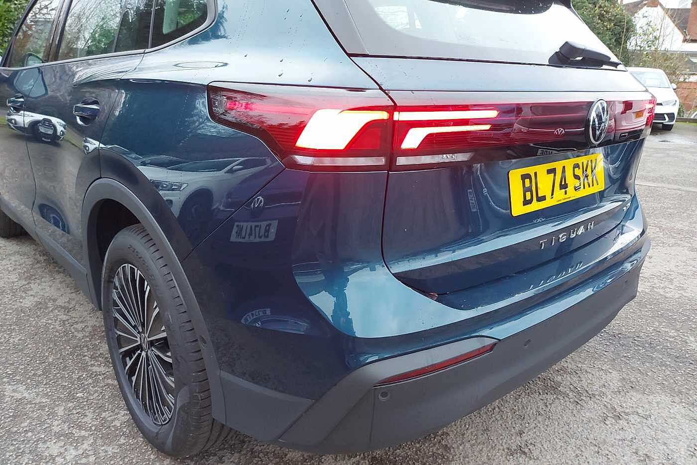 Volkswagen Tiguan Estate 1.5 eTSI Life 5dr DSG