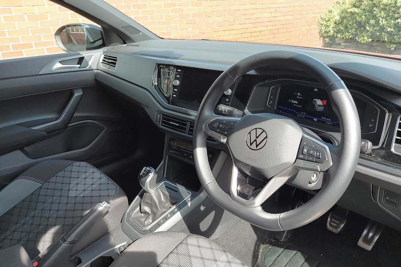 Volkswagen Taigo 1.0 TSI (110ps) R-Line