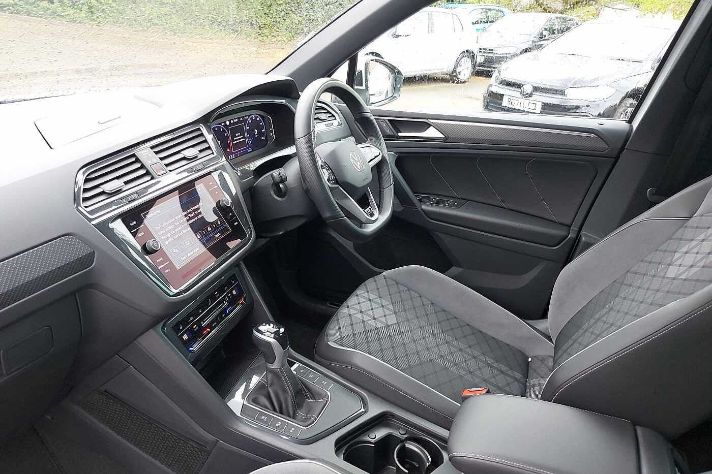 Volkswagen Tiguan 1.5 TSI (150ps) R-Line Edition EVO DSG