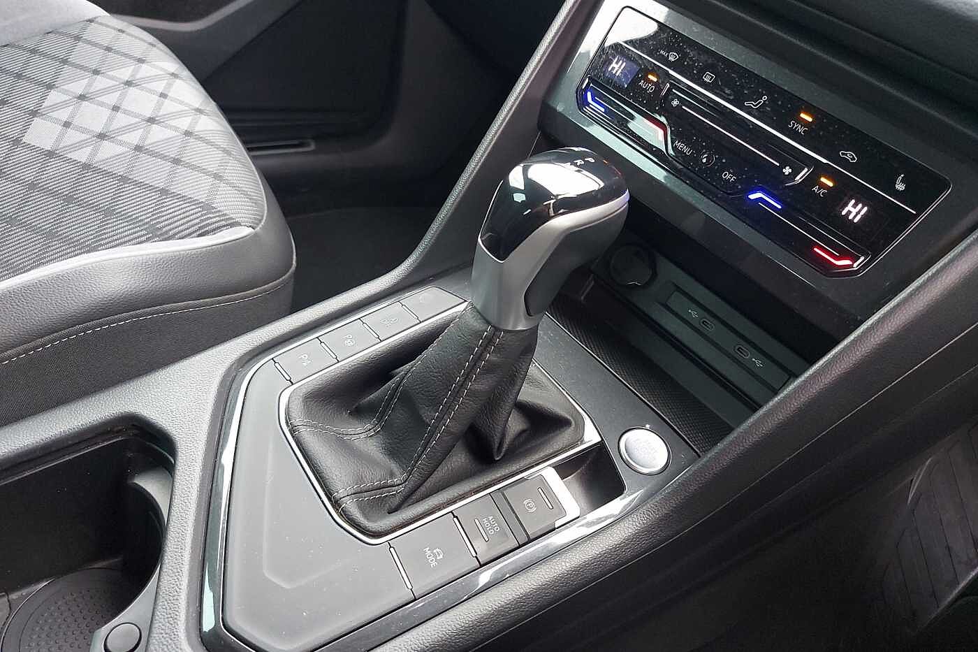 Volkswagen Tiguan 1.5 TSI (150ps) R-Line Edition EVO DSG