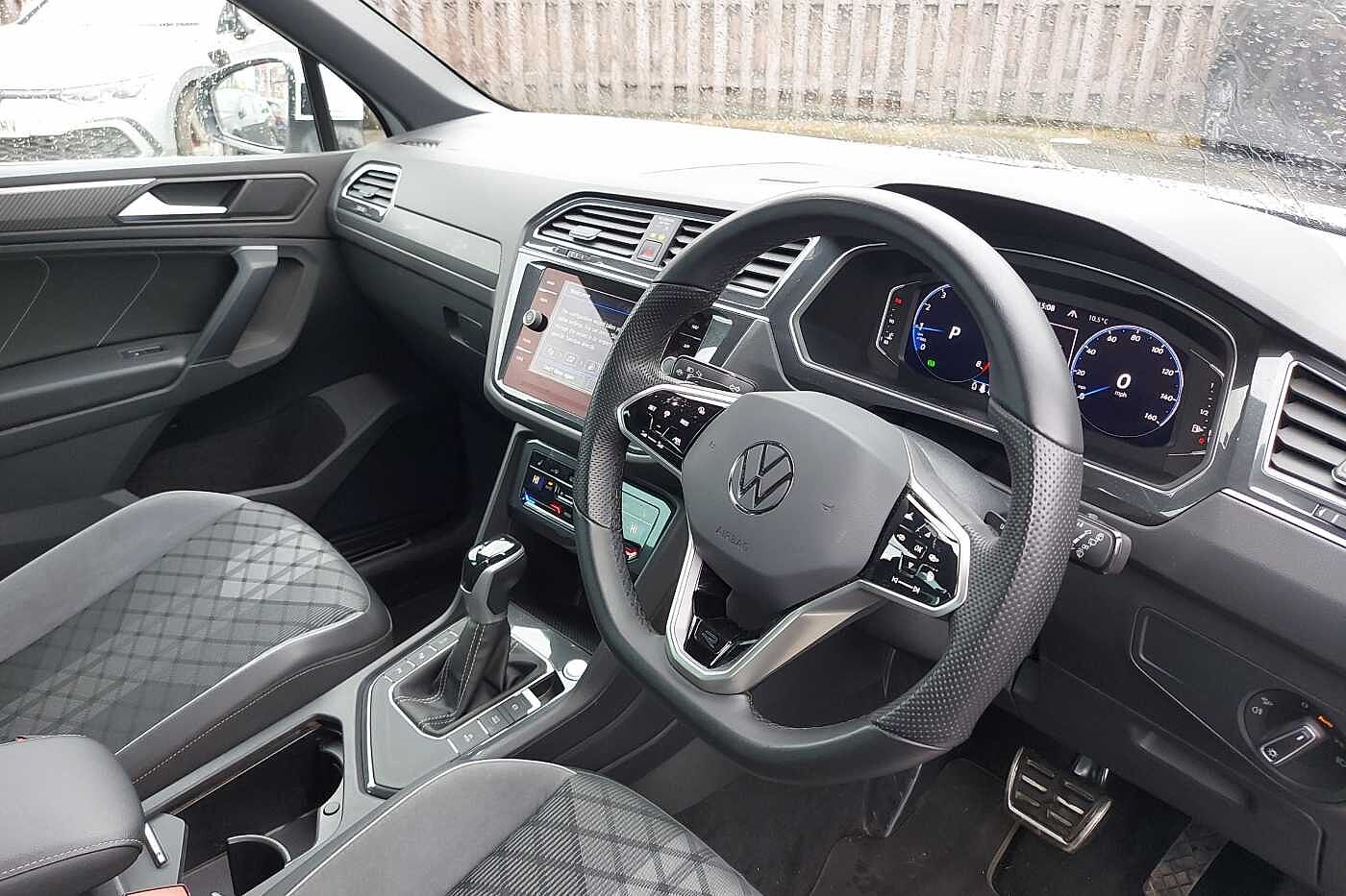 Volkswagen Tiguan 1.5 TSI (150ps) R-Line Edition EVO DSG