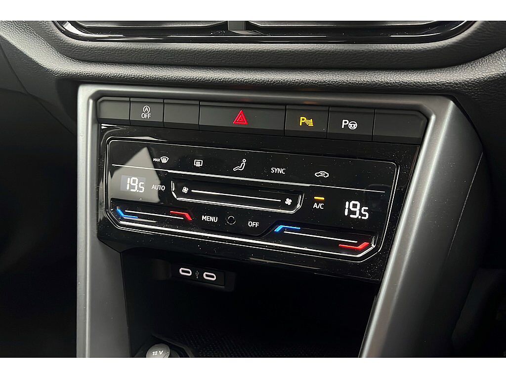 Volkswagen T-ROC 1.5 TSI (150ps) Match DSG