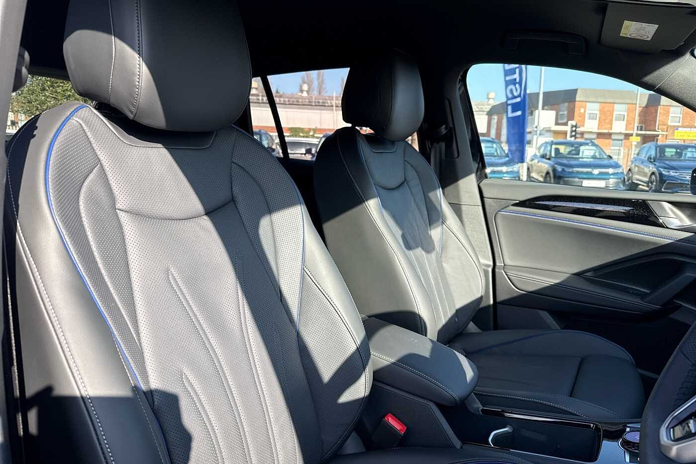 Volkswagen Tiguan Estate 1.5 TSI 272 eHybrid R-Line 5dr DSG