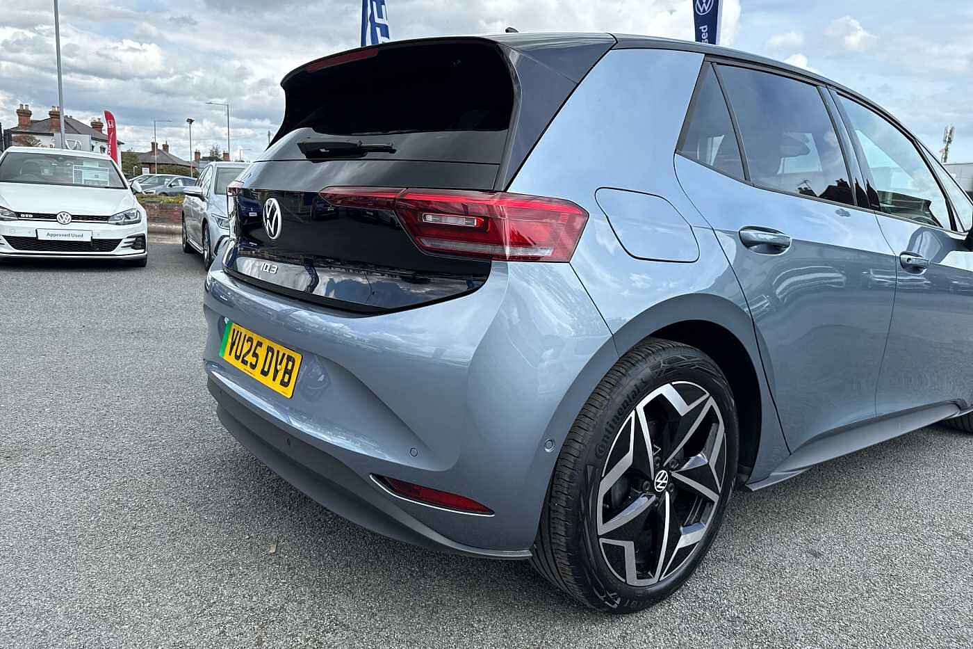 Volkswagen ID.3 Tour 77kWh Pro S 204PS Automatic 5 Door