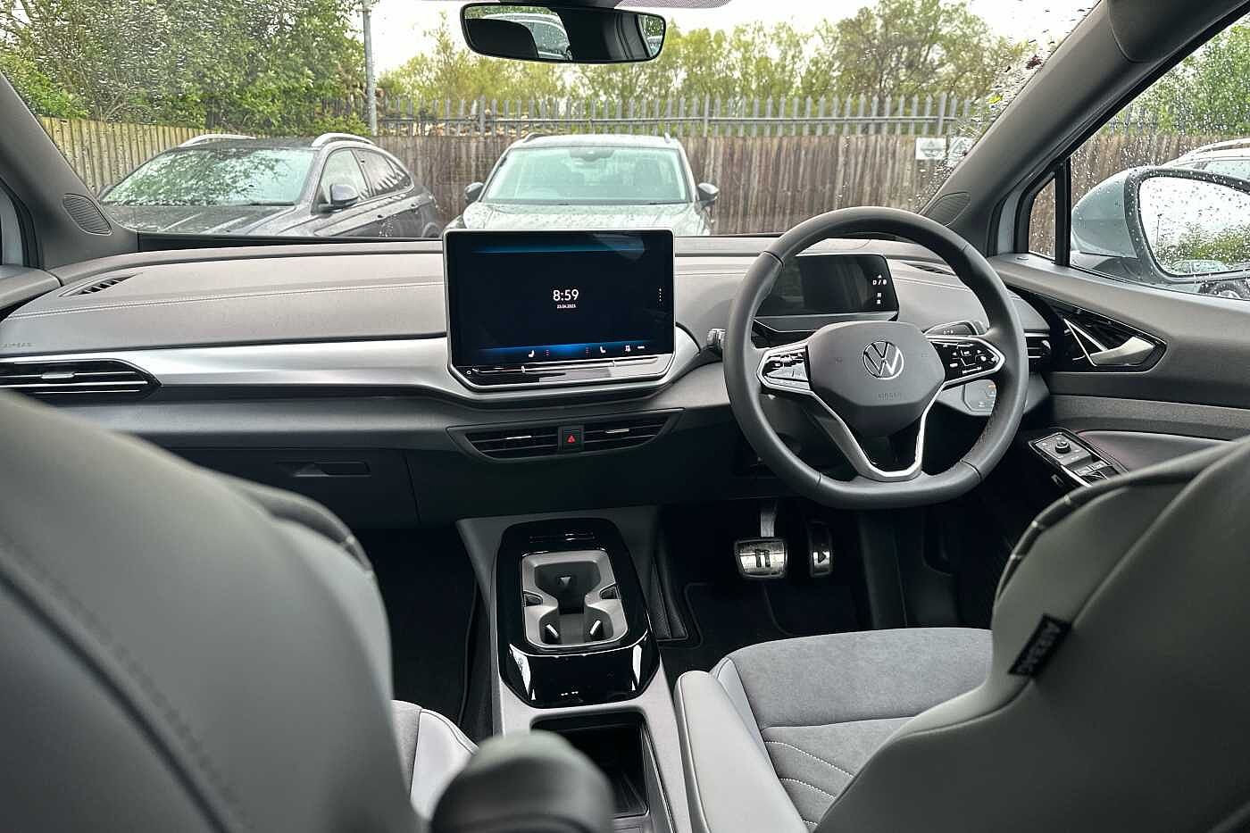 Volkswagen ID.4 Life 77kWh Pro 286PS Automatic 5 Door