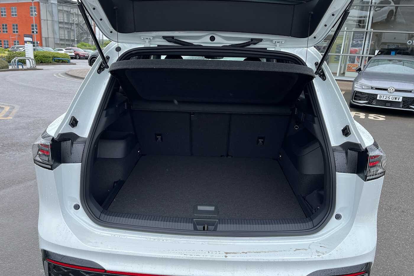 Volkswagen Tiguan 1.5 eTSI (150ps) R-Line DSG