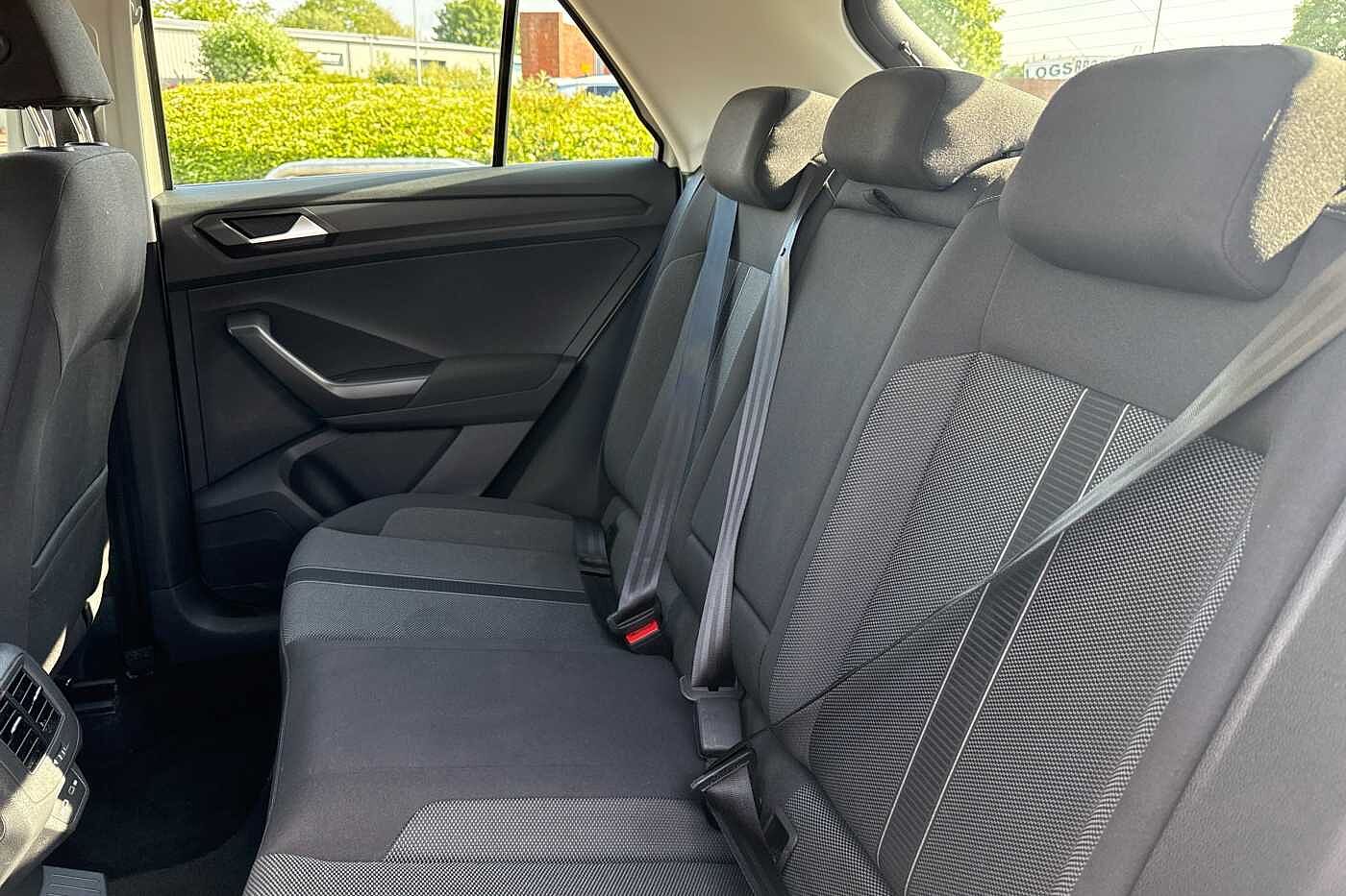 Volkswagen T-ROC Mark 1 Facelift (2022) 1.0 TSI Life 110PS