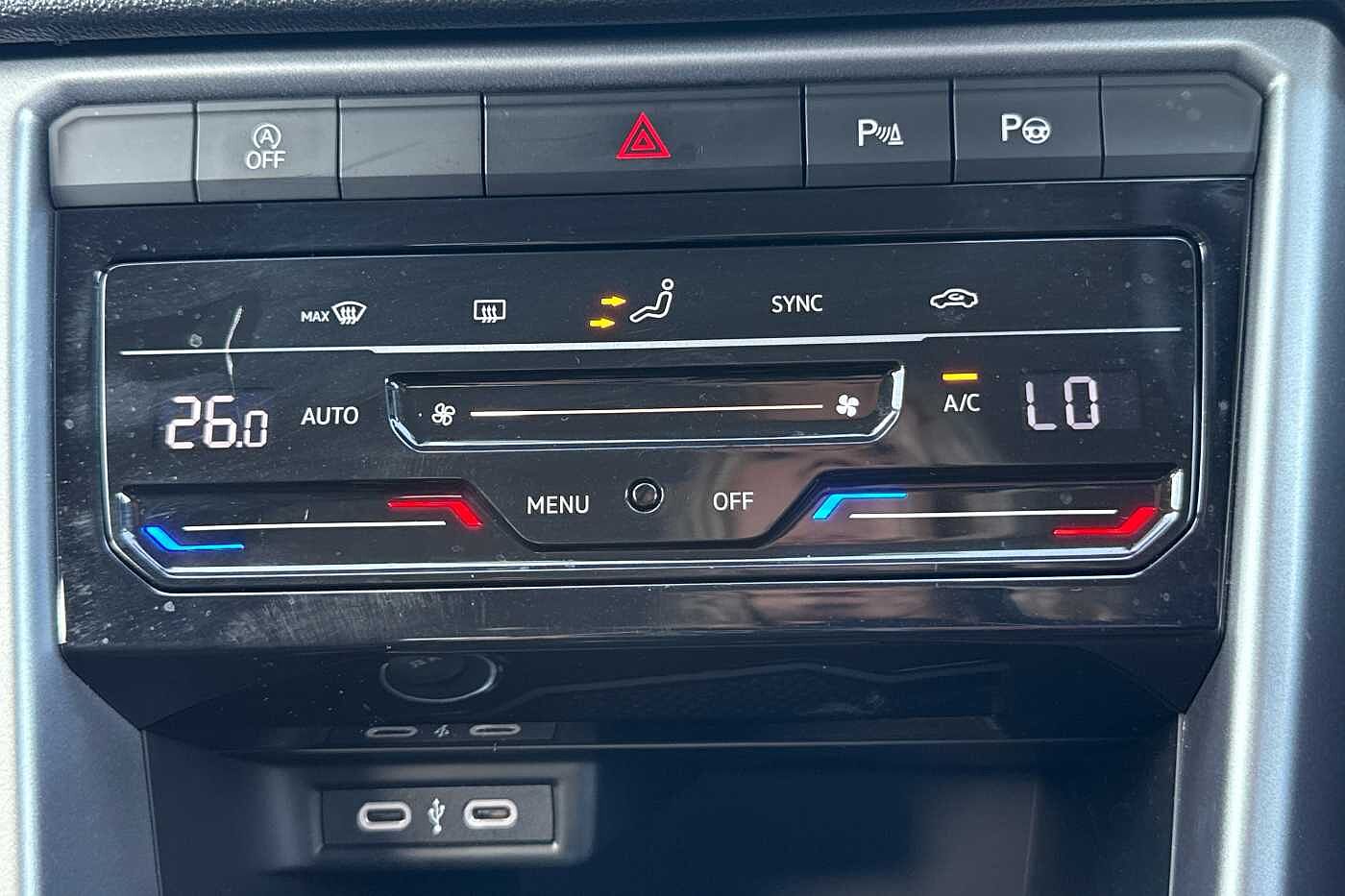 Volkswagen T-ROC Mark 1 Facelift (2022) 1.0 TSI Life 110PS