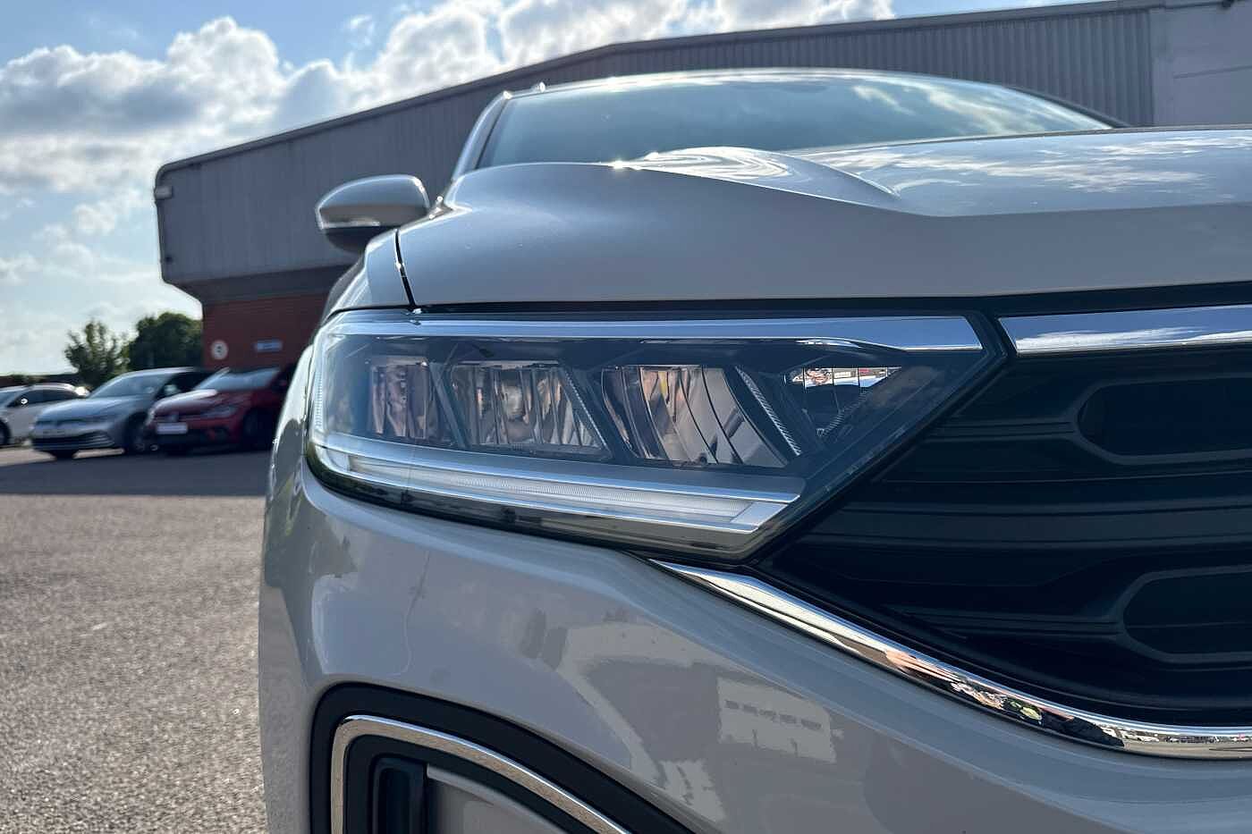 Volkswagen T-ROC Mark 1 Facelift (2022) 1.0 TSI Life 110PS