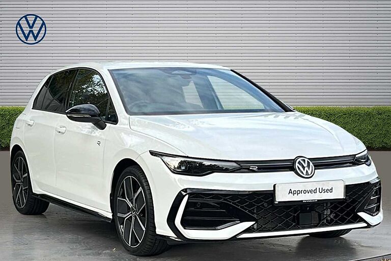 Volkswagen Golf Golf Hatch Black Edition 1.5 eTSI 150 PS 7-Speed DSG 5 Door
